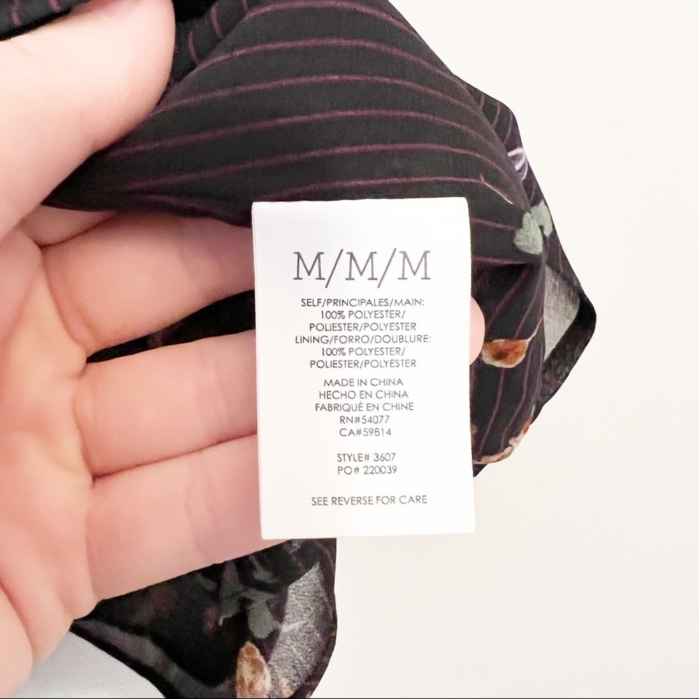 CAbi #3607 Pinstripe Floral Cami medium - Picture 8 of 11